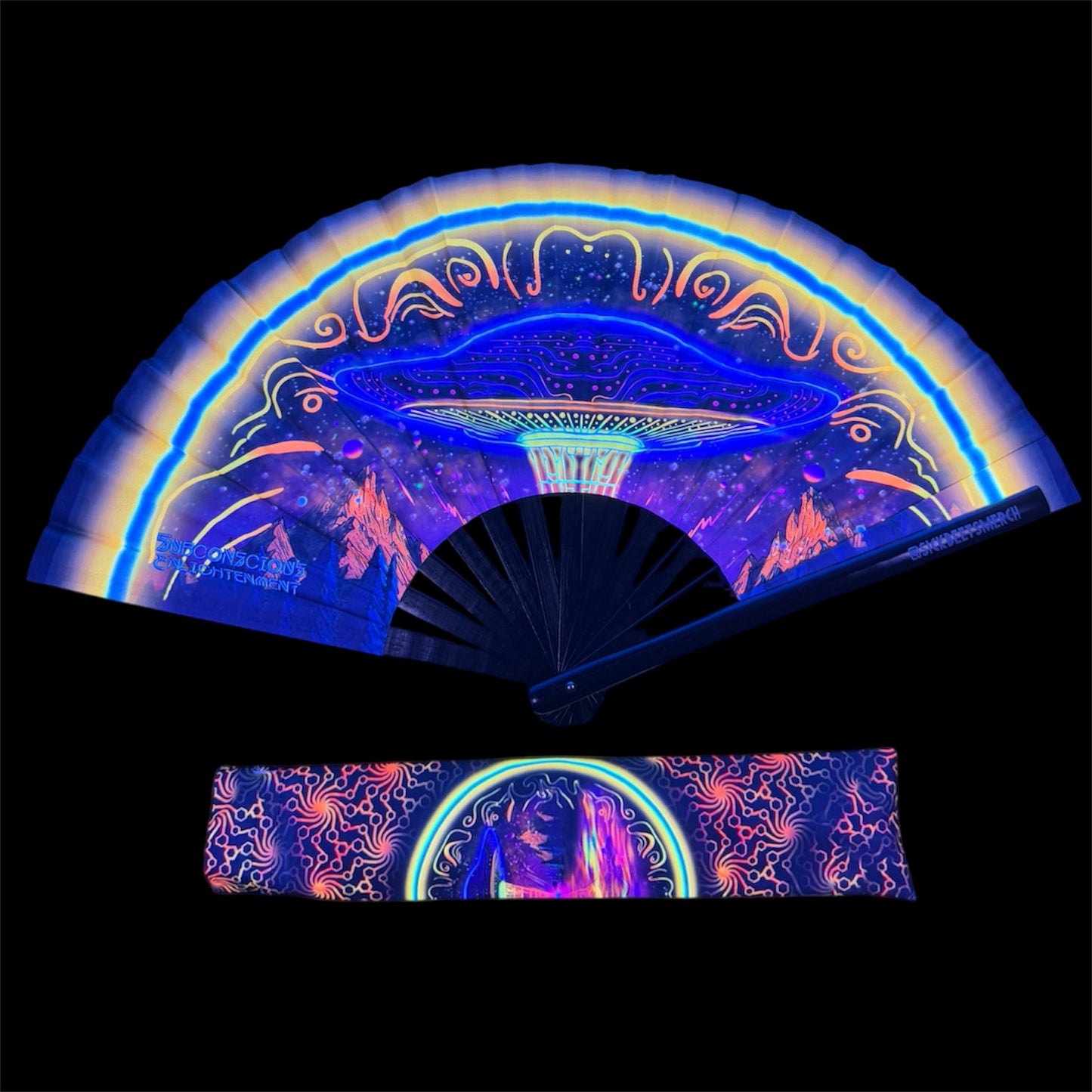 UFO rave fan and sleeve holder that is UV reactive
